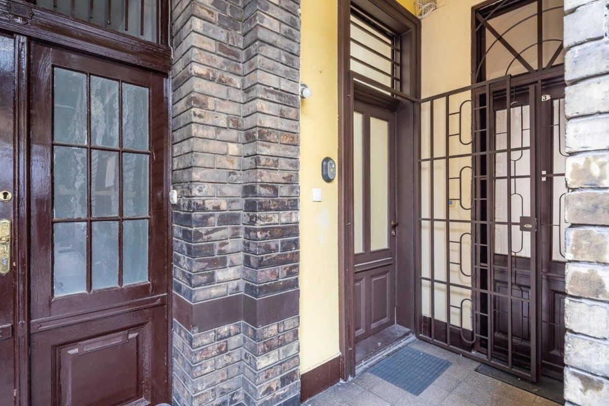 Splendid Perfectly Located Flat With Sauna Apartmán *