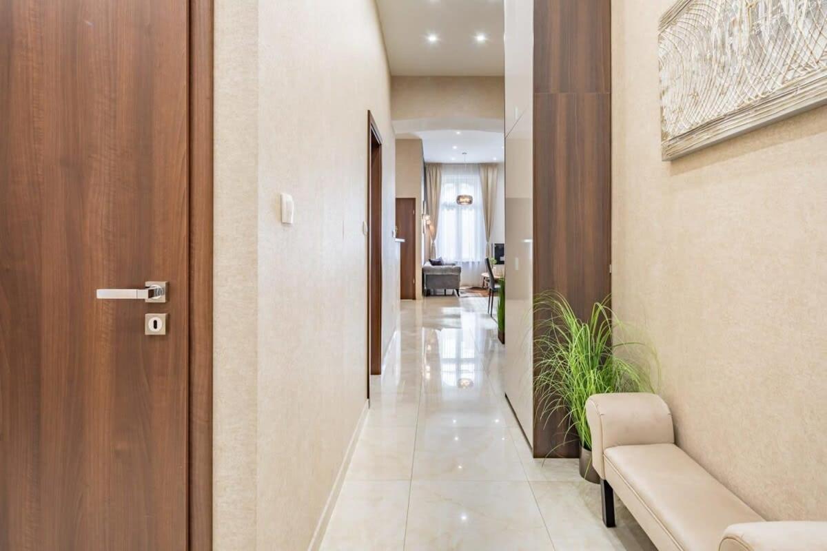 Apartmán Splendid Perfectly Located Flat With Sauna Budapešť