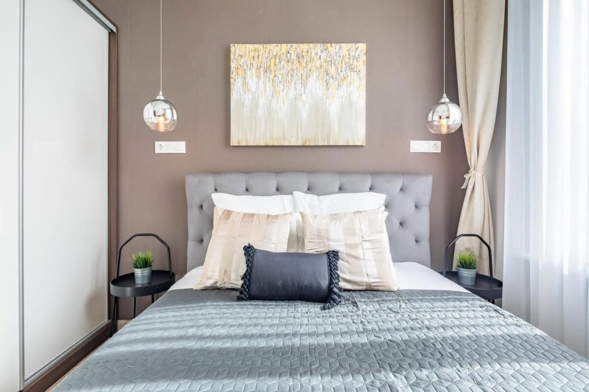 Splendid Perfectly Located Flat With Sauna * Budapešť