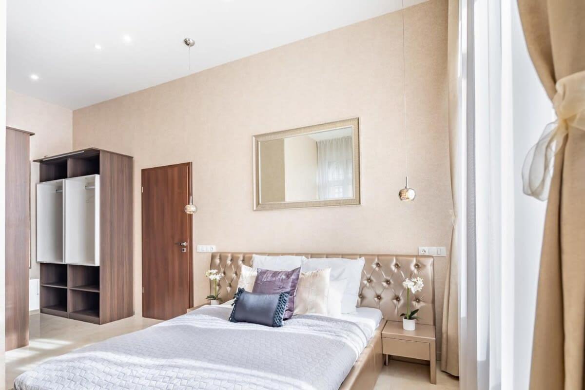 Apartmán Splendid Perfectly Located Flat With Sauna